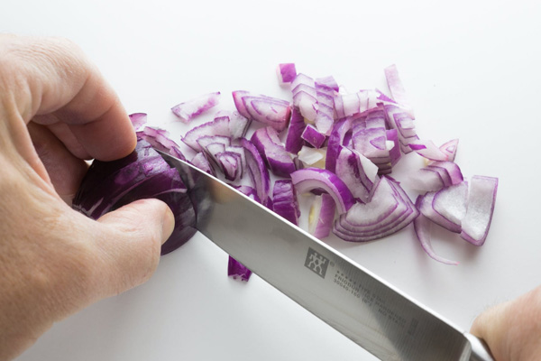 如何挑選新鮮的洋蔥？